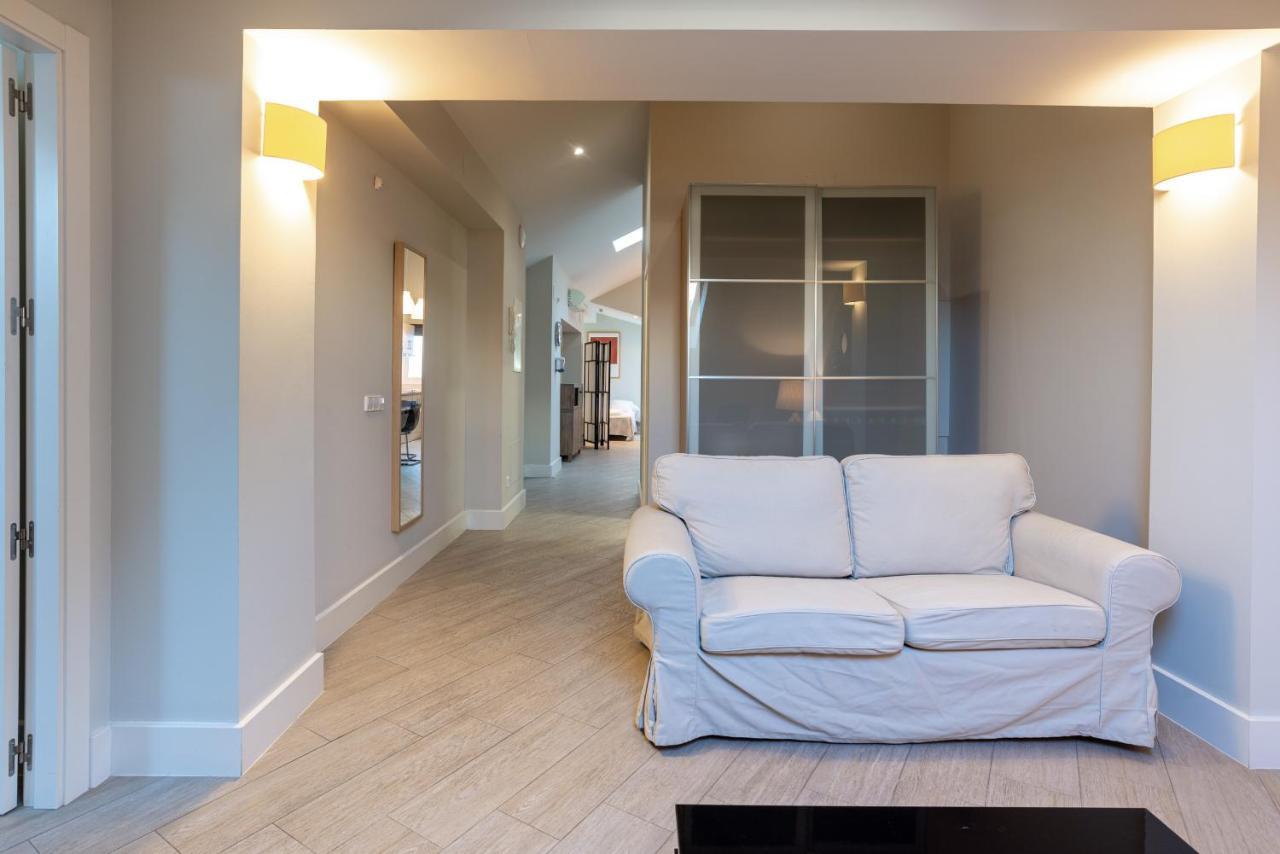 Urbe10 Angel Suites Apartment 4B Malaga Bagian luar foto